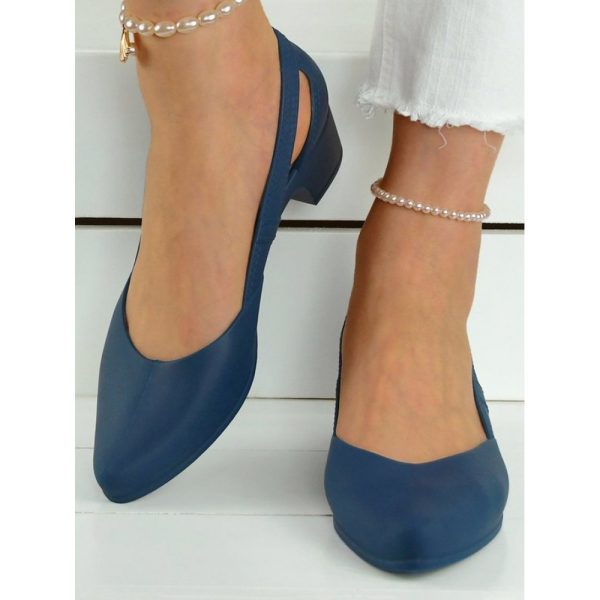 Waterproof Hollow Out Block Heel Beach Shoes - Image 7