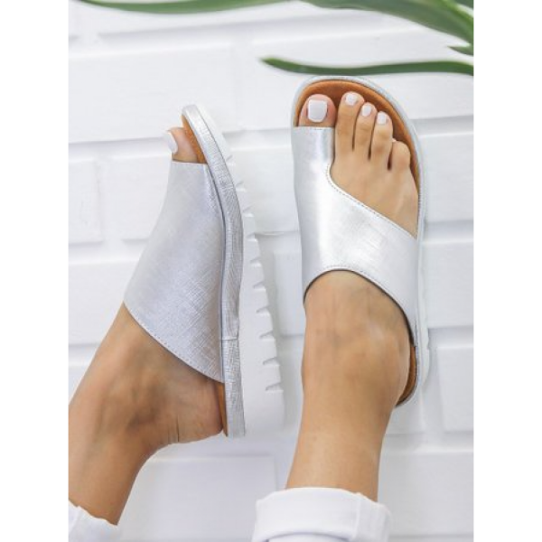 Women Casual Low Heel Open Toe Casual Sliver Sandals - Image 2