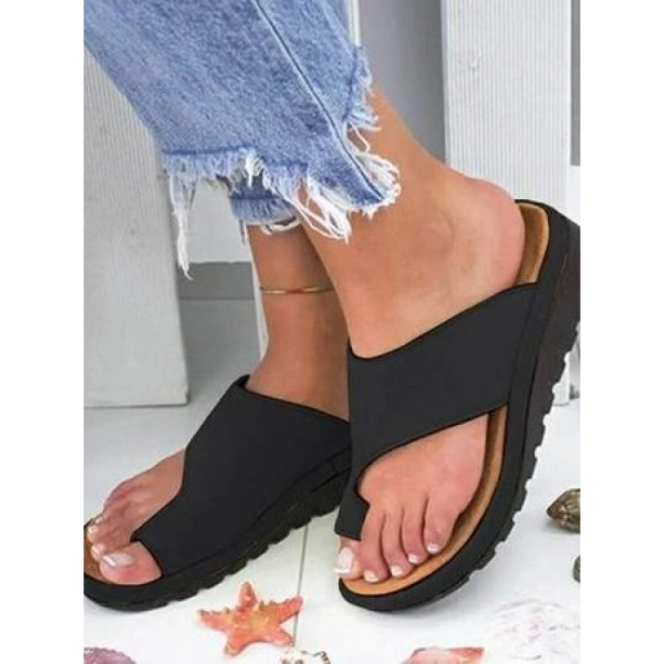 Women Casual Low Heel Open Toe Casual Sliver Sandals - Image 6
