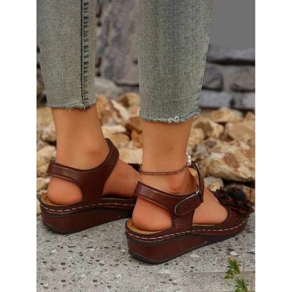 Retro casual three-dimensional flower hollow breathable wedge sandals - Image 16