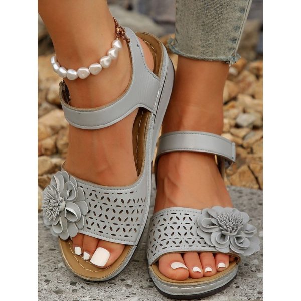 Retro casual three-dimensional flower hollow breathable wedge sandals - Image 19