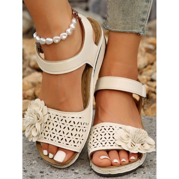Retro casual three-dimensional flower hollow breathable wedge sandals - Image 6