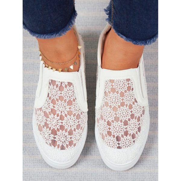 Flower Embroidery Detail Hidden Heeled Shoes - Image 3