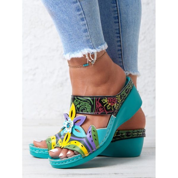 Retro Color Contrast Ethnic Style Flower Hollow Wedge Sandals - Image 4