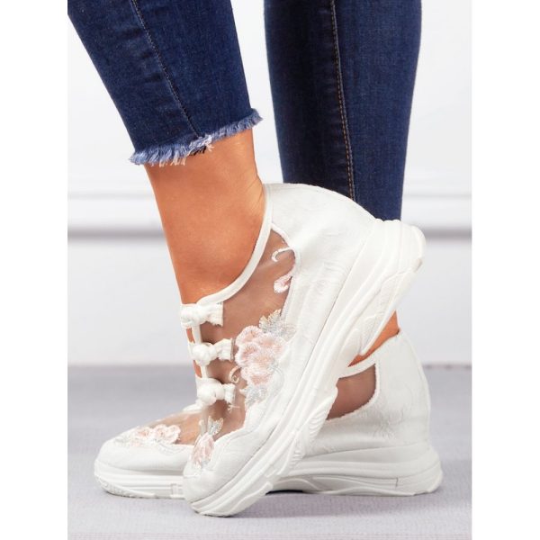 Breathable Mesh Floral Embroidery Casual Shoes - Image 2