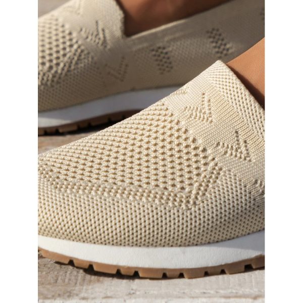 Sports Plain Breathable Slip On Flat Heel Fly Woven Shoes - Image 12