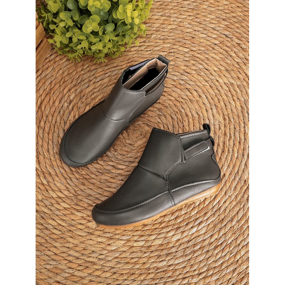 Women Casual Green Daily Adjustable Soft Leather Booties - Image 13